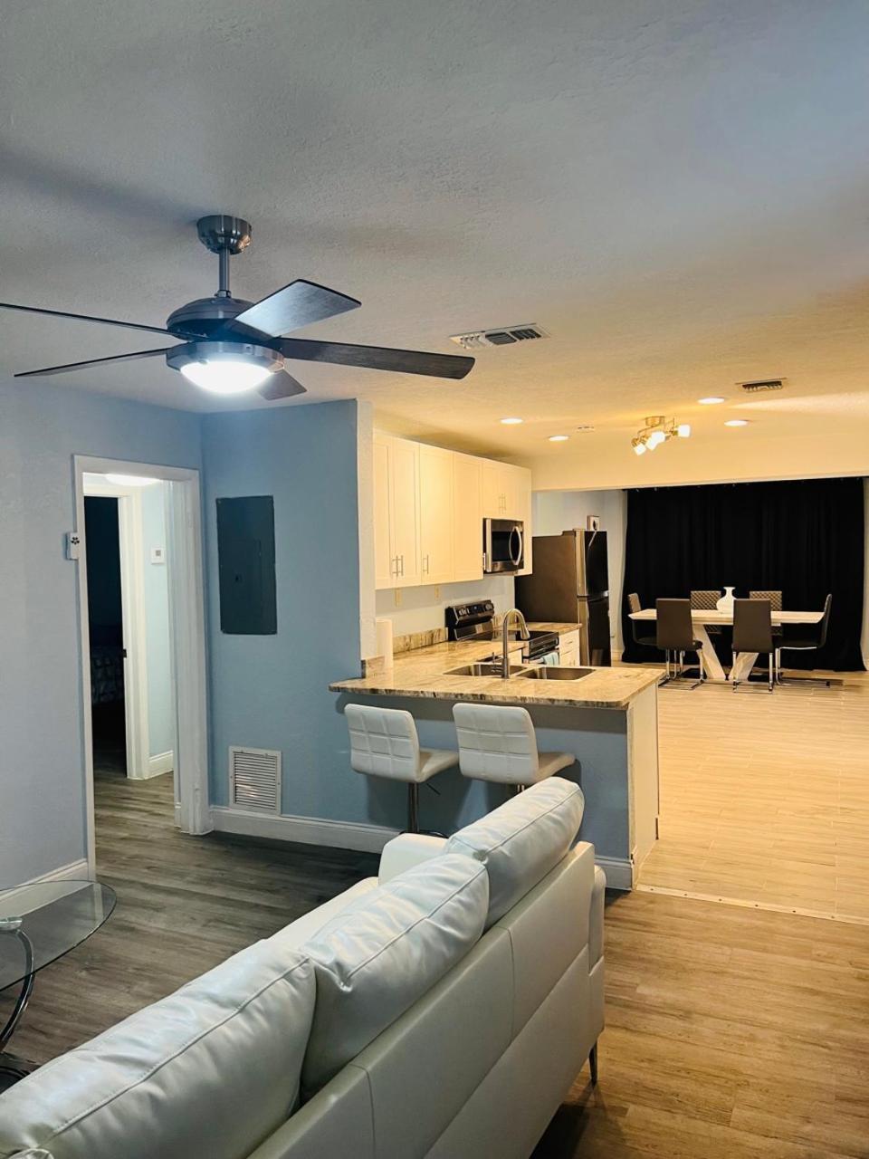 3Bdrm Modern Entertainment Home Orlando Buitenkant foto